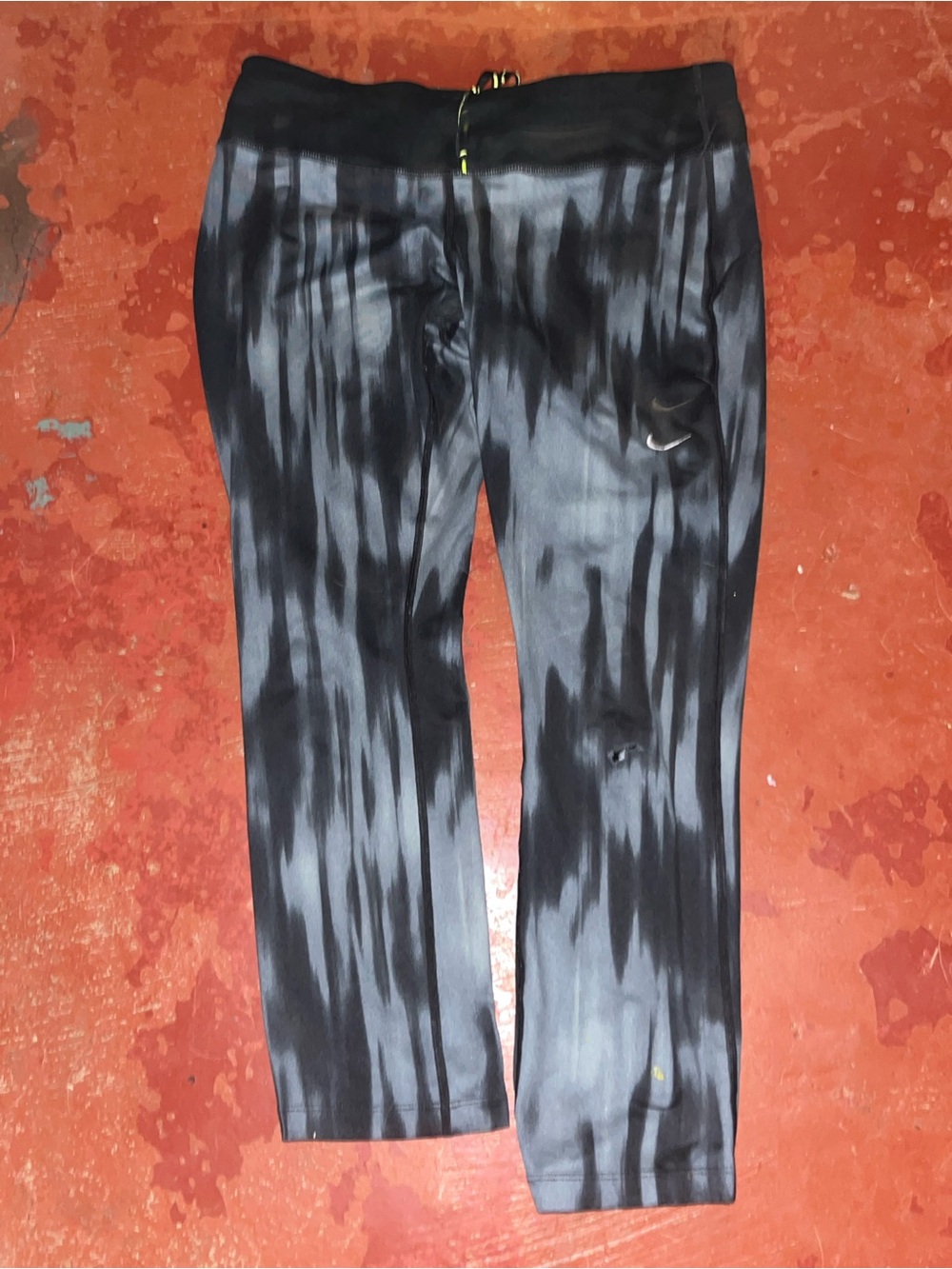 Women’s Nike Dri-Fit Activewear Pants Medium